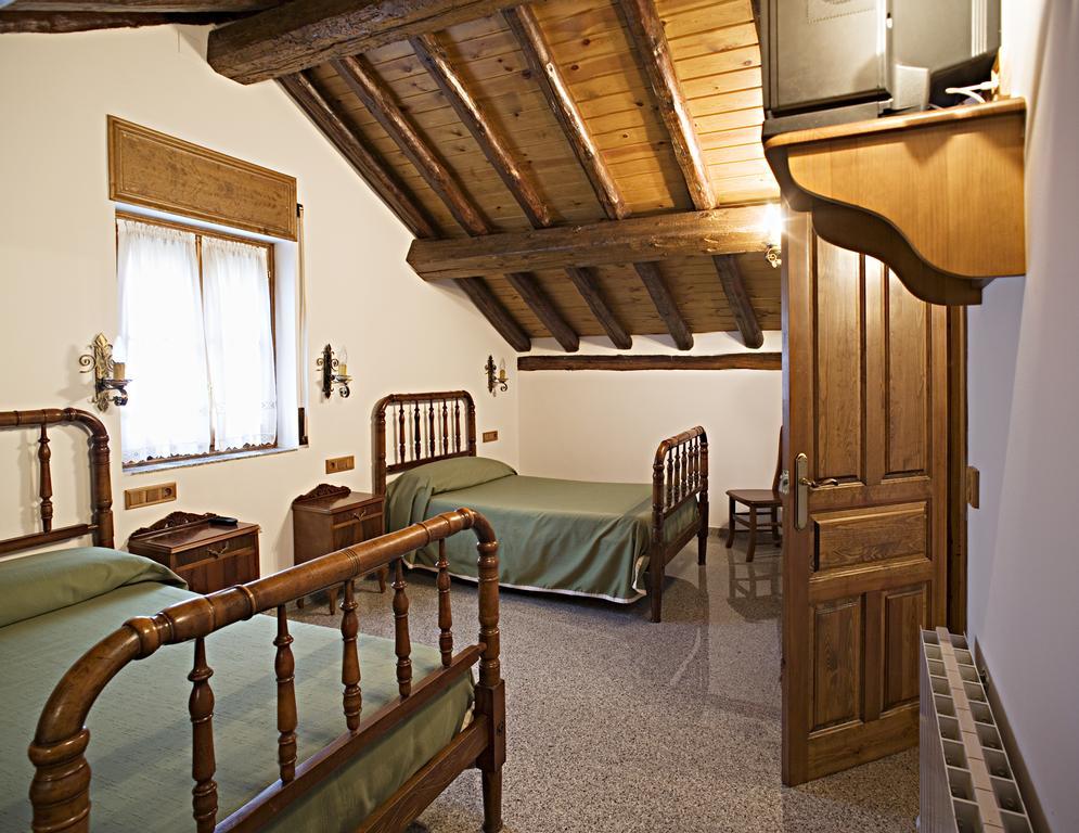 Apartamentos Casa Buisan Брото Номер фото