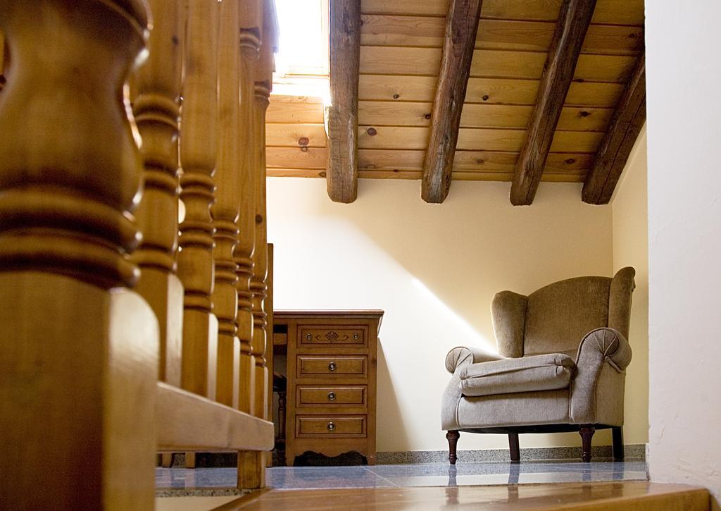 Apartamentos Casa Buisan Брото Екстер'єр фото