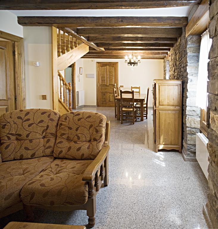 Apartamentos Casa Buisan Брото Номер фото